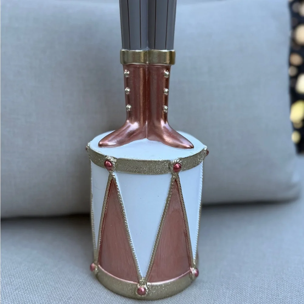 Frontgate Royal Guard Nutcracker Large - NWT - Picture 5 of 16